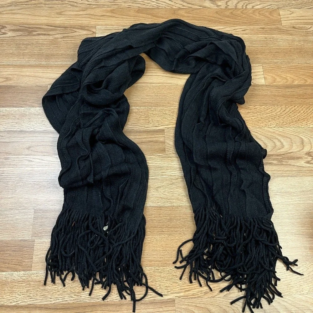 Maurices‎ Black Winter Scarf with Fringe Edges Women's One Size NEw